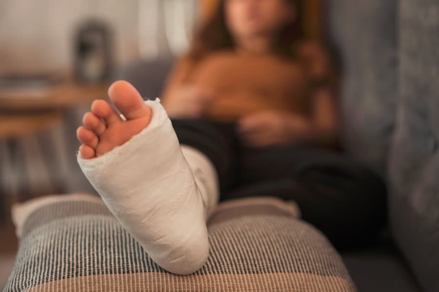 Close image of young person’s leg in orthopedic cast